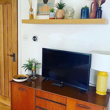 Apartment Balcony Flat *